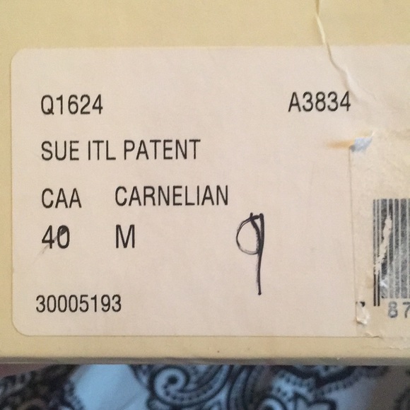 Coach SUE Carnelian Red Orange Patent heels Size 40 (U.S. size 9?) - Picture 6 of 6